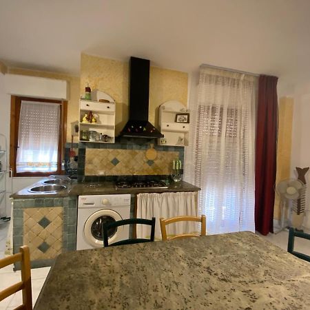 A Casa Di Glo' Apartment ปอร์โตตอร์เรส ภายนอก รูปภาพ